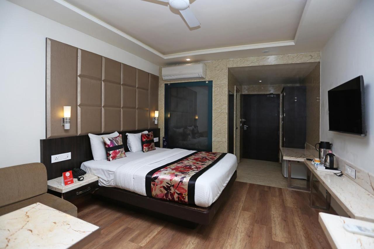 Capital O 5663 Gs Inn Chinhat Bagian luar foto