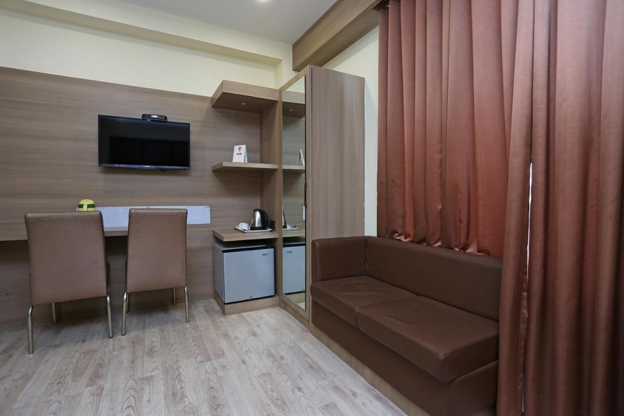 Capital O 5663 Gs Inn Chinhat Bagian luar foto