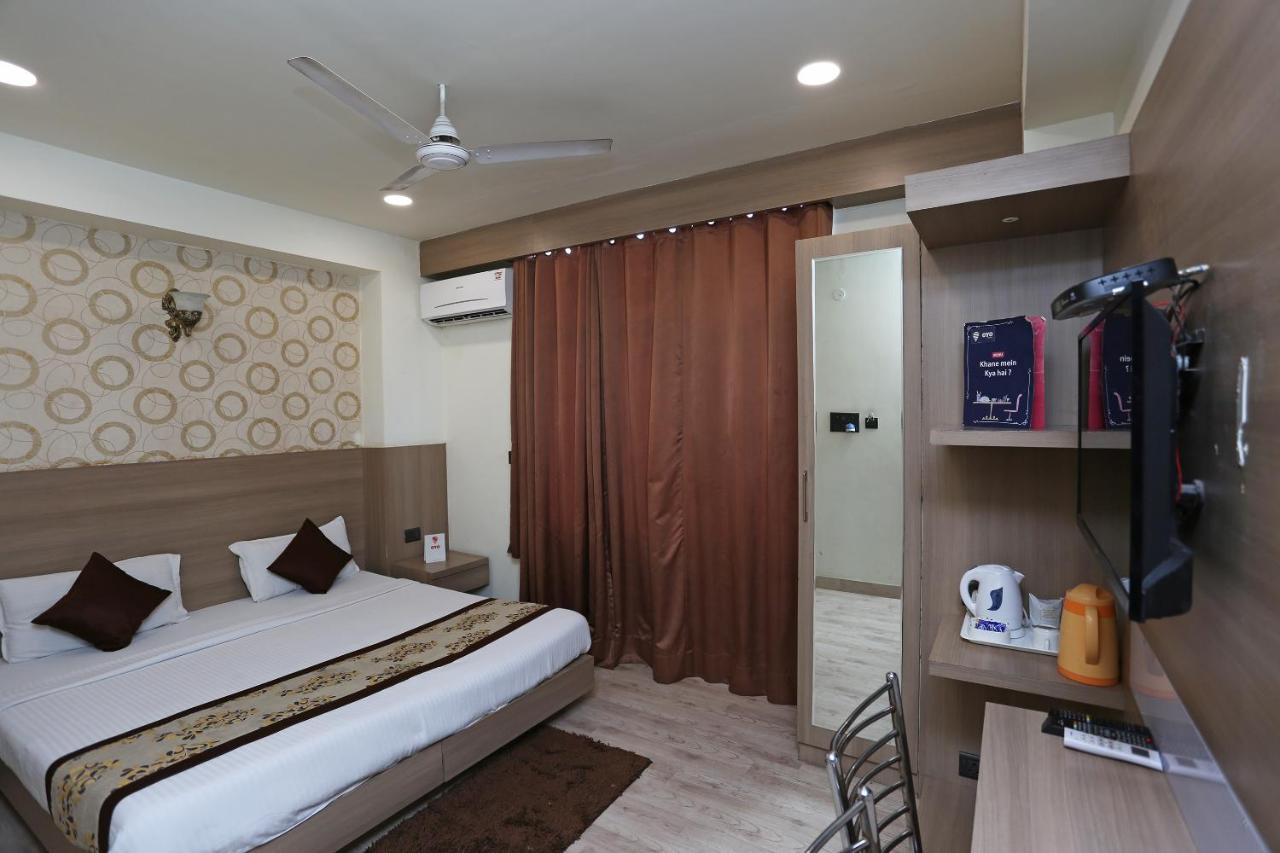 Capital O 5663 Gs Inn Chinhat Bagian luar foto