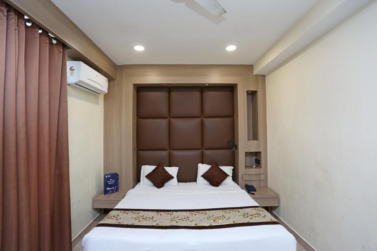 Capital O 5663 Gs Inn Chinhat Bagian luar foto